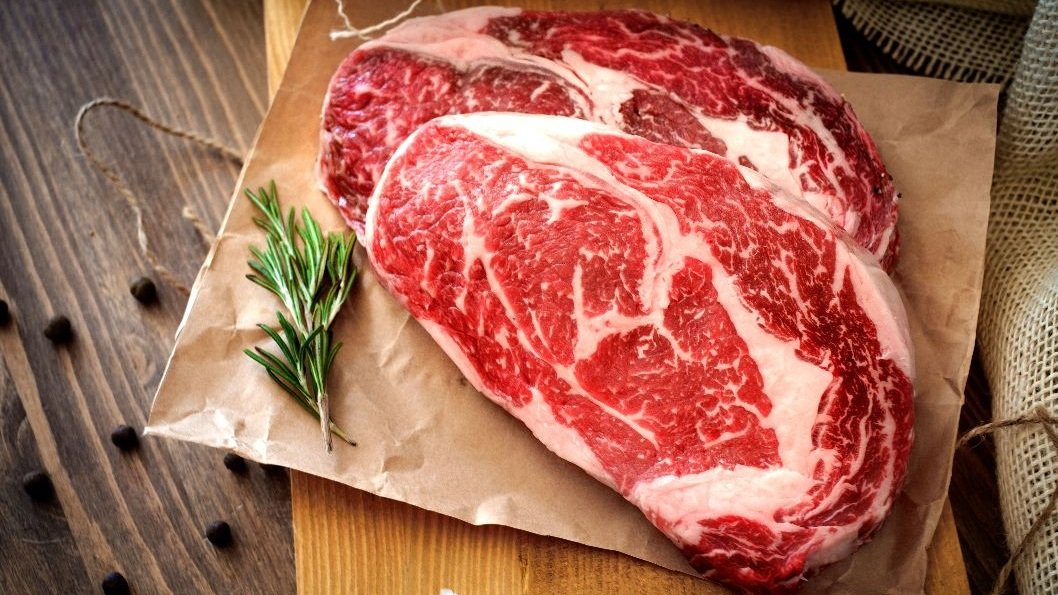 Ribeye Steak p� pande/grill 