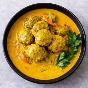 Boller i karry <br />L� Chef by MrBeef